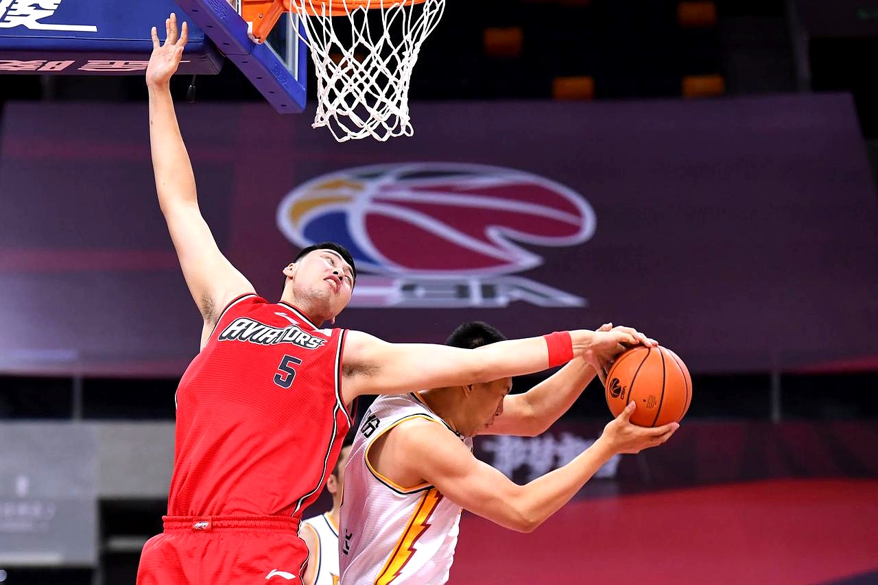 山东男篮发布备战花絮，赛前回应争议，CBA季后赛任务艰巨，数据趋势出现新变化的简单介绍金年会